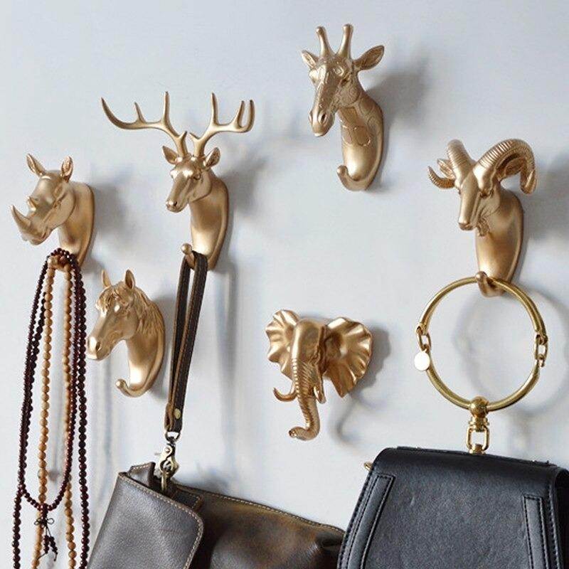 Patère doré mural cerf design porte