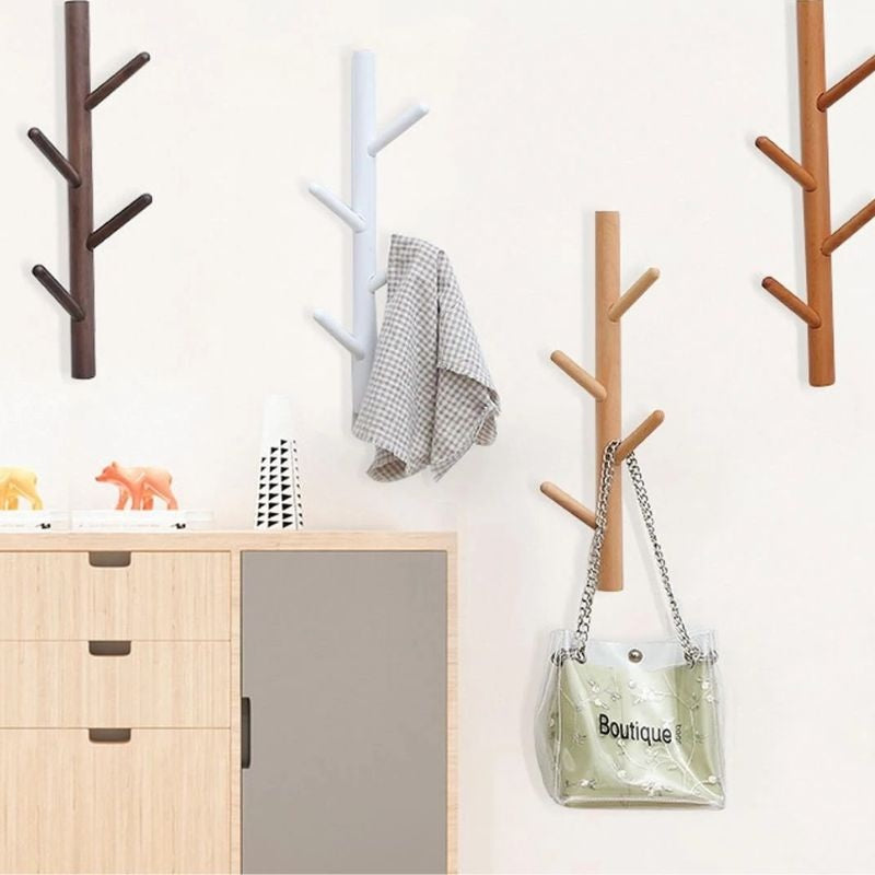    Porte manteau en bois nordique couleur miel chambre