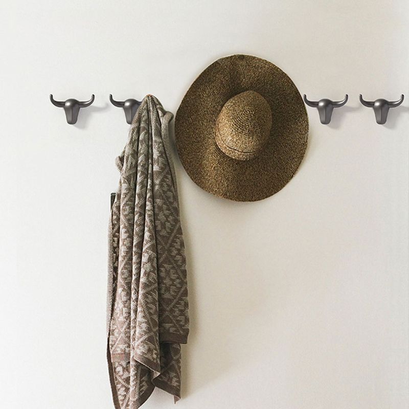crochet décoratif gris